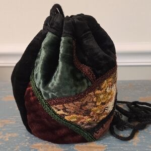 Elegant Velvet Drawstring Bag - Multicolor
